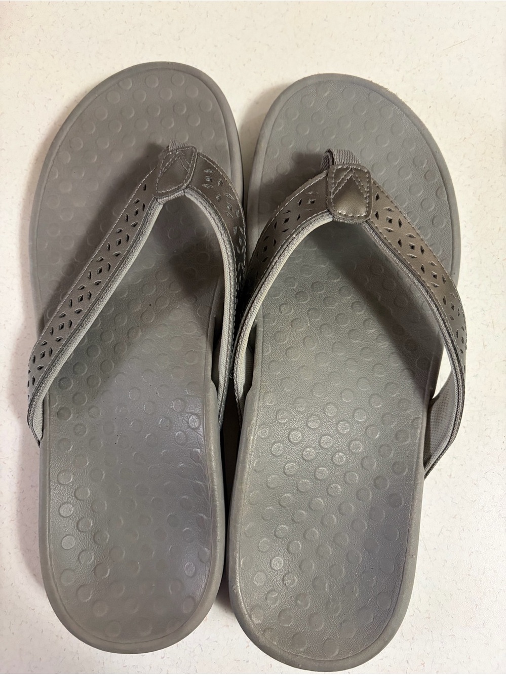 Gray Vionic Women's Comfort Flip Flops
